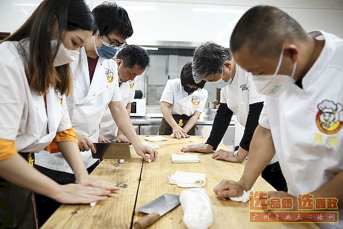 红薯淀粉做潮汕美食_淀粉红薯怎么做_淀粉红薯美食潮汕做法视频